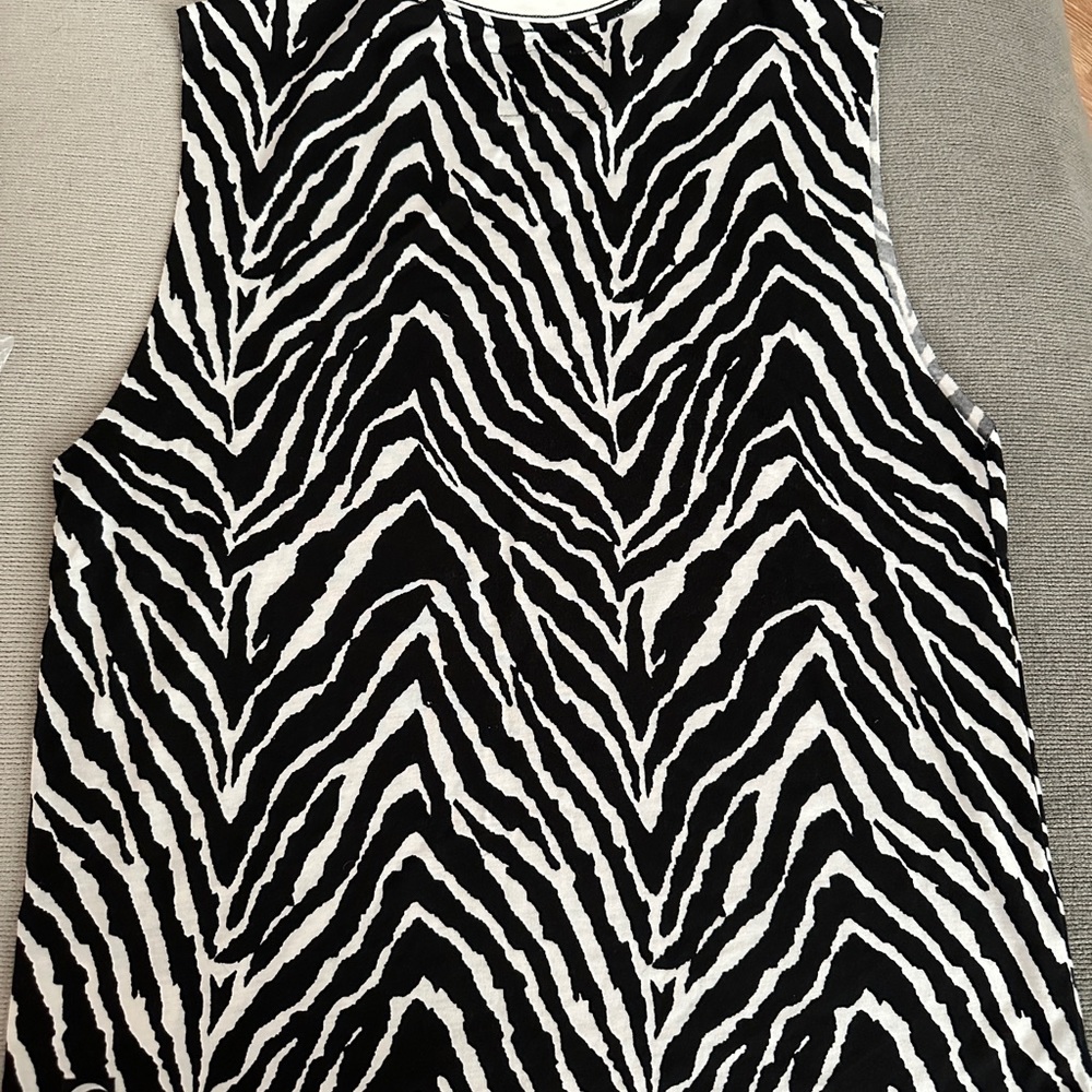 EUC Zyia Safari Tank